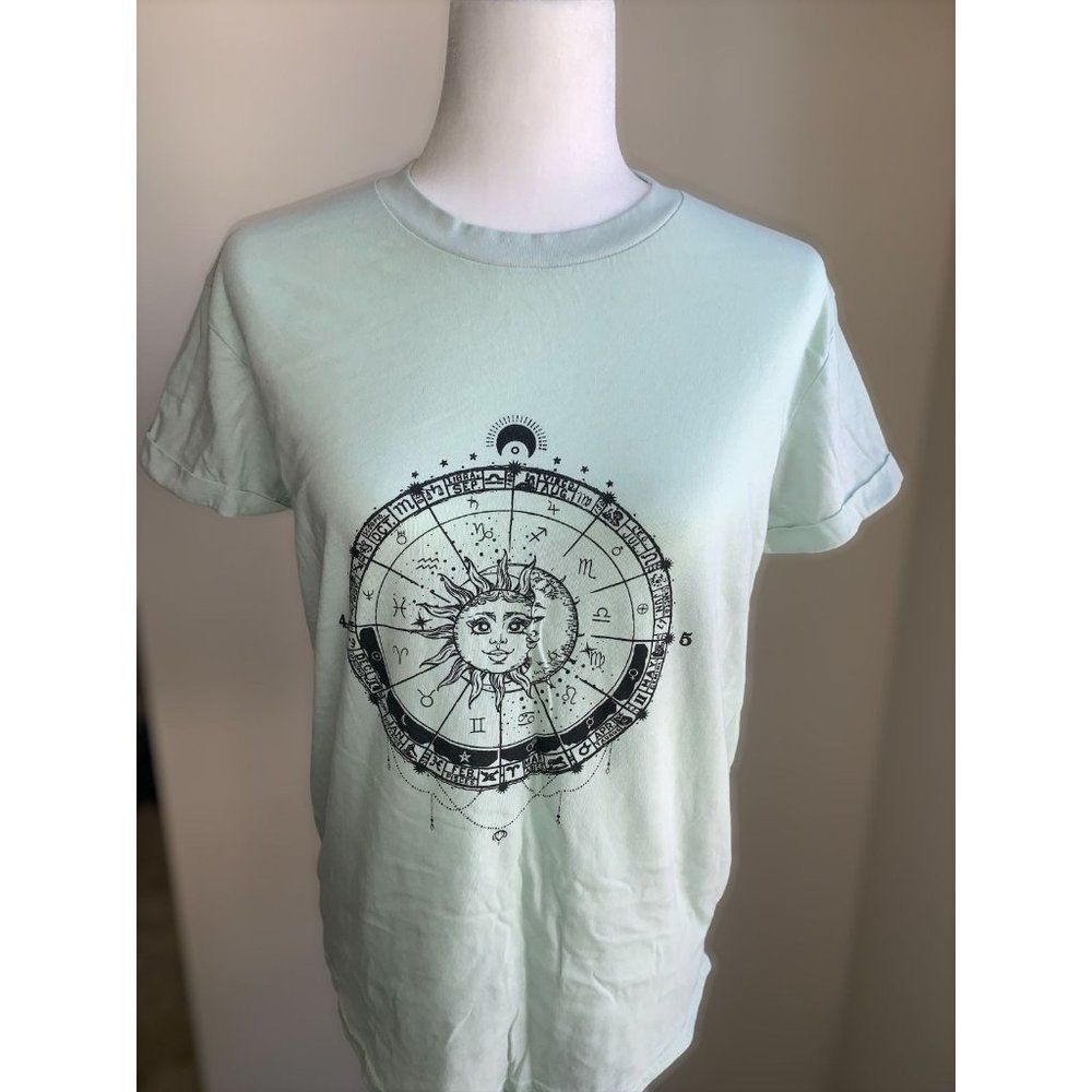 UK2LA Women's Mint Green Astrology Roll Tab Sleeve Crew Neck T-Shirt Size M